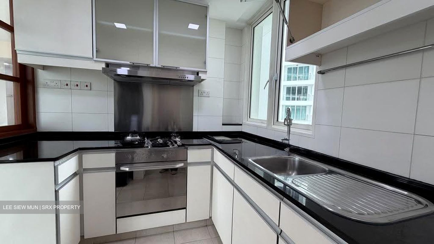 Cote D'Azur (D15), Condominium #632579041